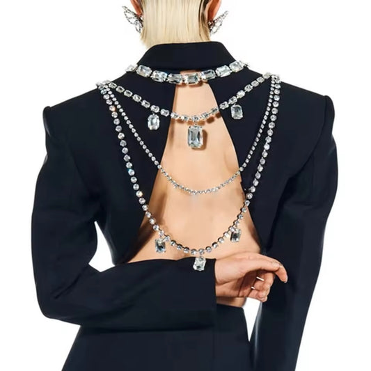 Back pendent